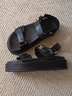Black Platform Leather Sandals with Gold Hardware Size 71/2 NWOT